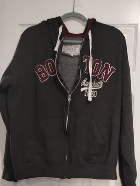 Bay State Gear Gray Boston Hoodie.   (148)